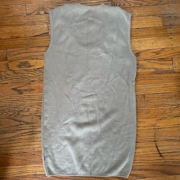 High Quality Beige Knit Tank - Picture 2 of 3